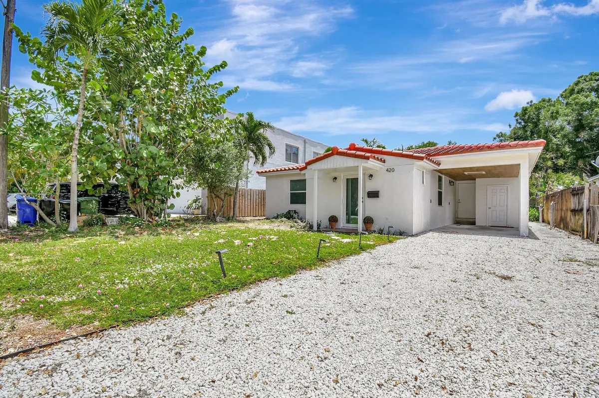 13-web-or-mls-DSC_4693 at 420 SW 13TH Street, Fort Lauderdale