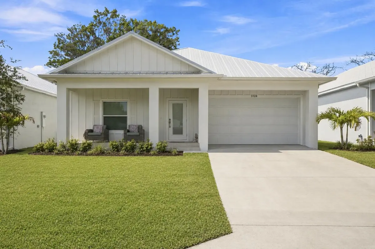 Front 1024 at 1024 SW 35TH Street, Palm City