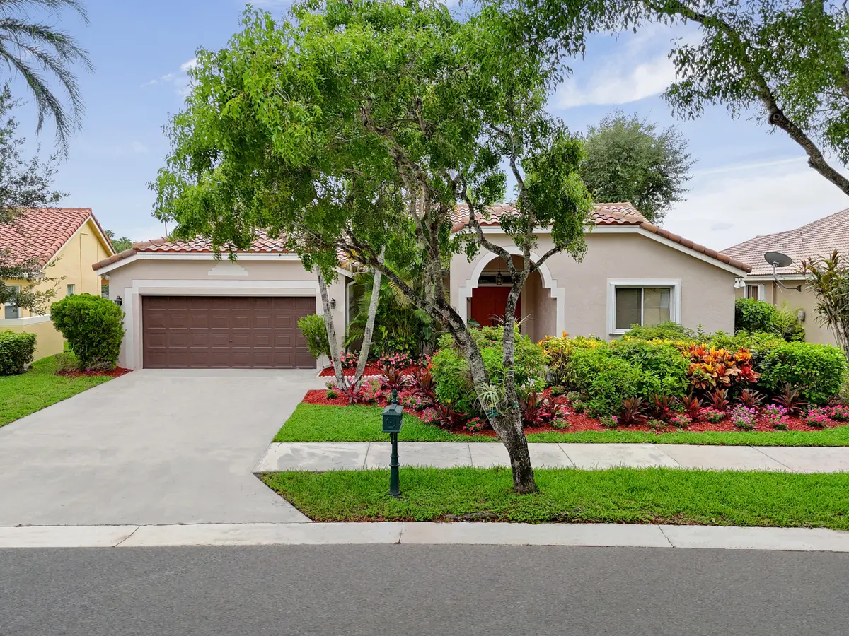 z2IMG12123-2 at 1968 Water Ridge Drive, Weston