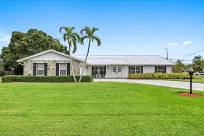 2375 NW Cove  View, Stuart – sold