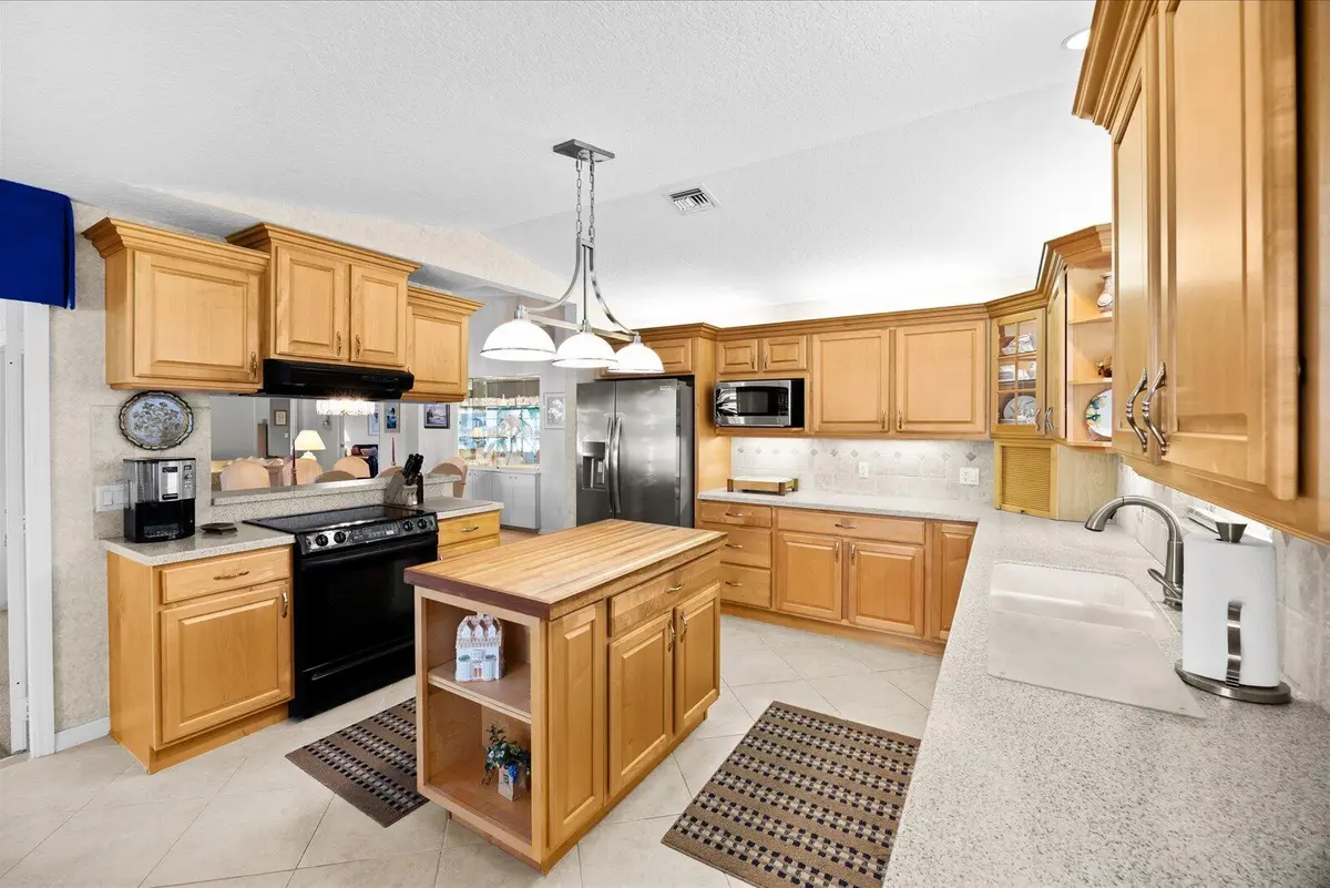 15-cove in-29 at 2375 NW Cove View, Stuart