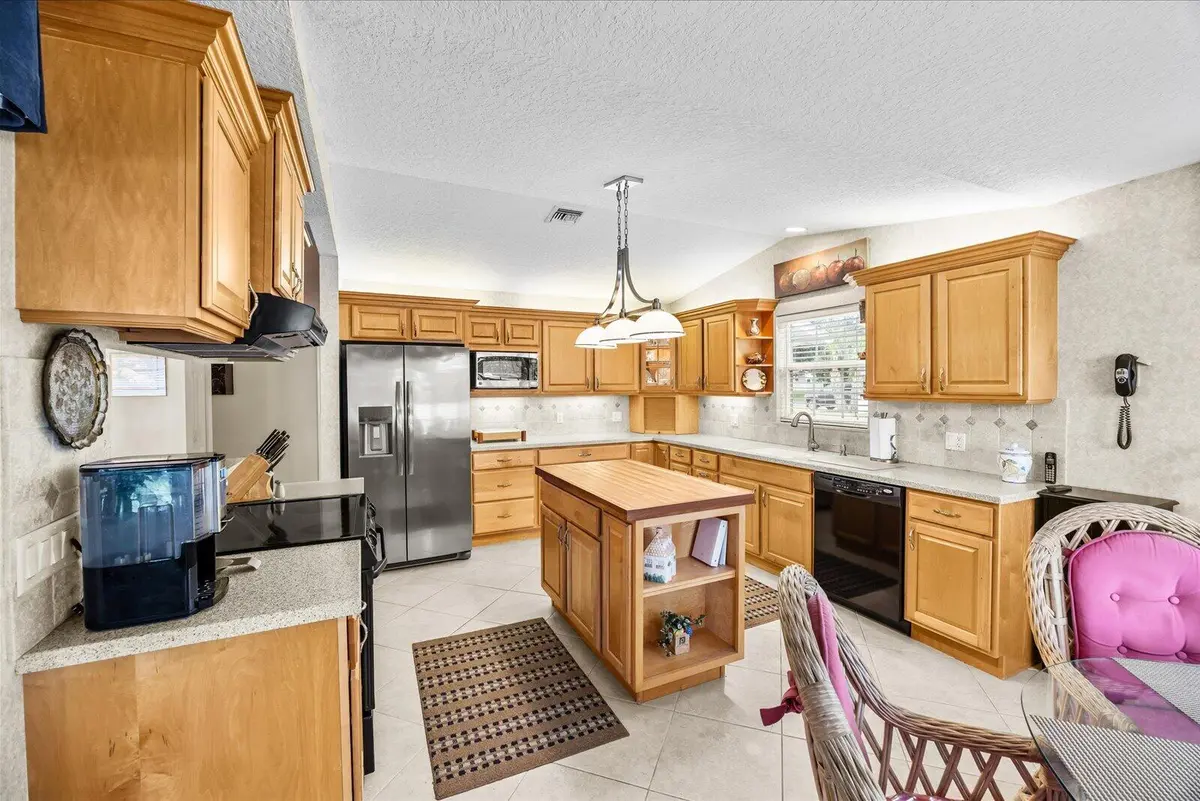16-cove in-28 at 2375 NW Cove View, Stuart