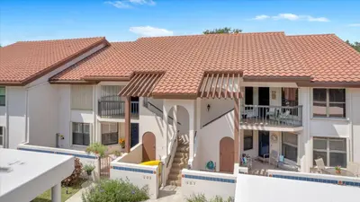6050 SE Martinique Drive 102, Stuart – Condominium for sale