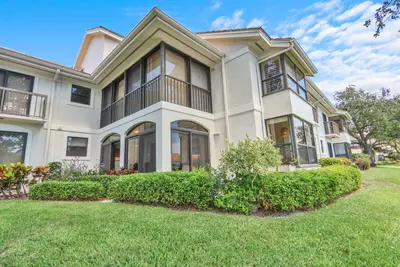 16000 W Bay Drive 158, Jupiter – Condominium for sale