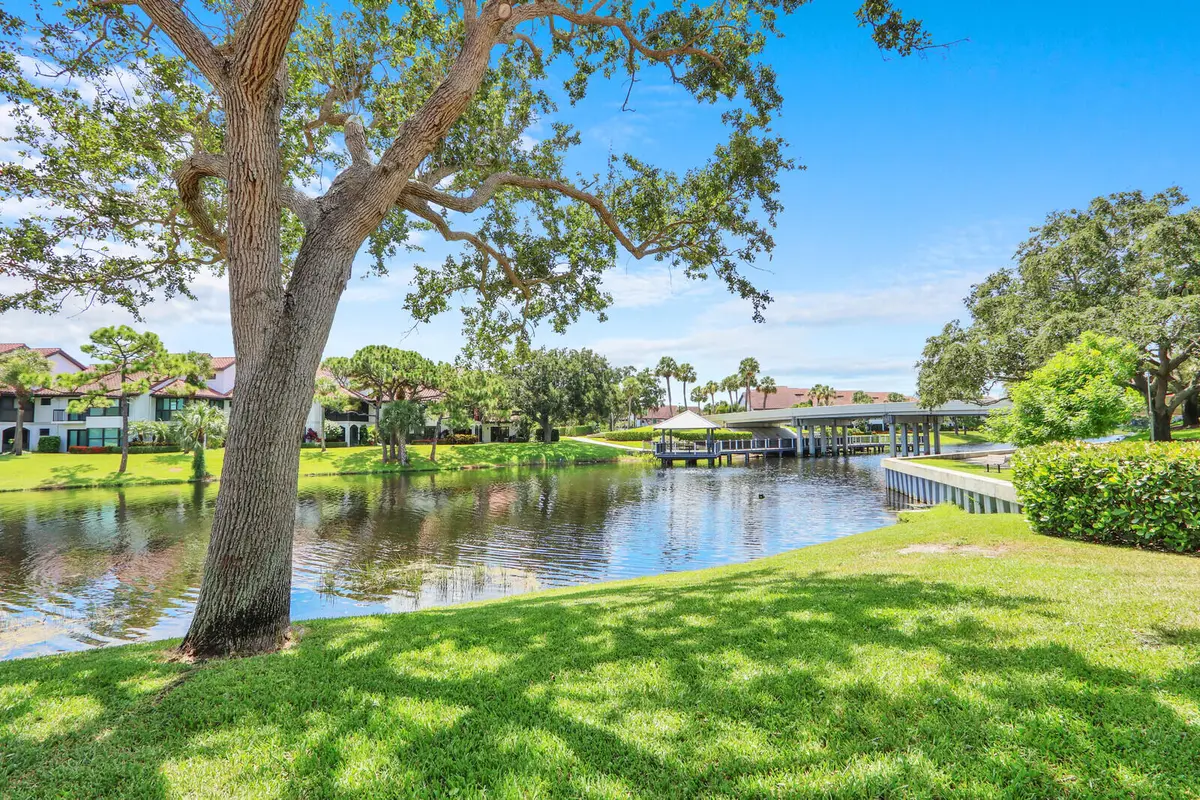 31_Image_31_mls at 16000 W Bay Drive 158, Jupiter