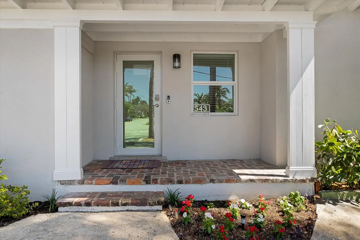 Case Del Sole at 543 NE 3rd Avenue, Delray Beach