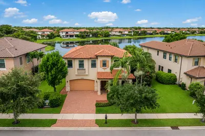 11120 NW 82ND Place, Parkland – sold