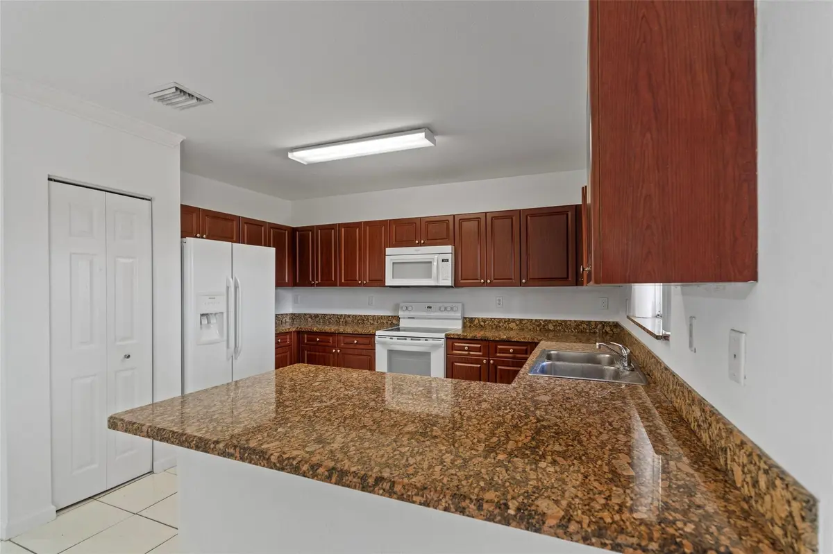 Photo 5 at 16279 SW 56th Terrace 16279, Miami