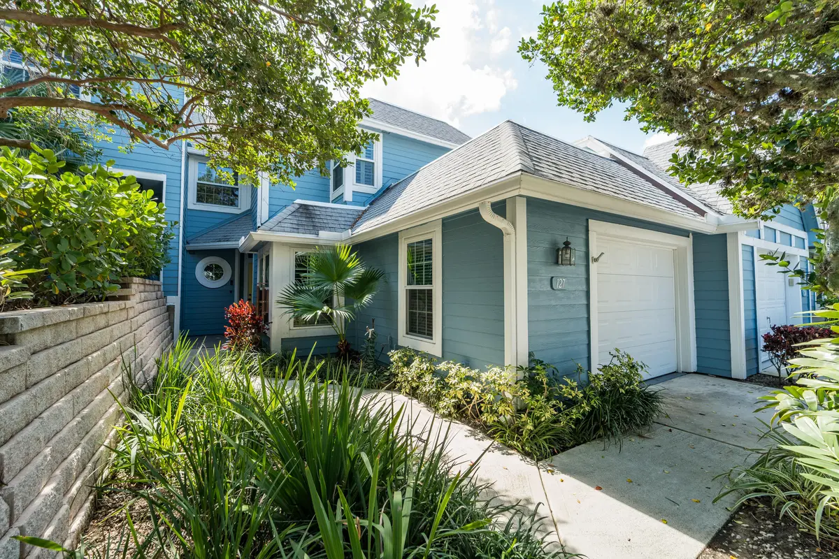 Exterior Front at 127 Ocean Dunes Circle, Jupiter