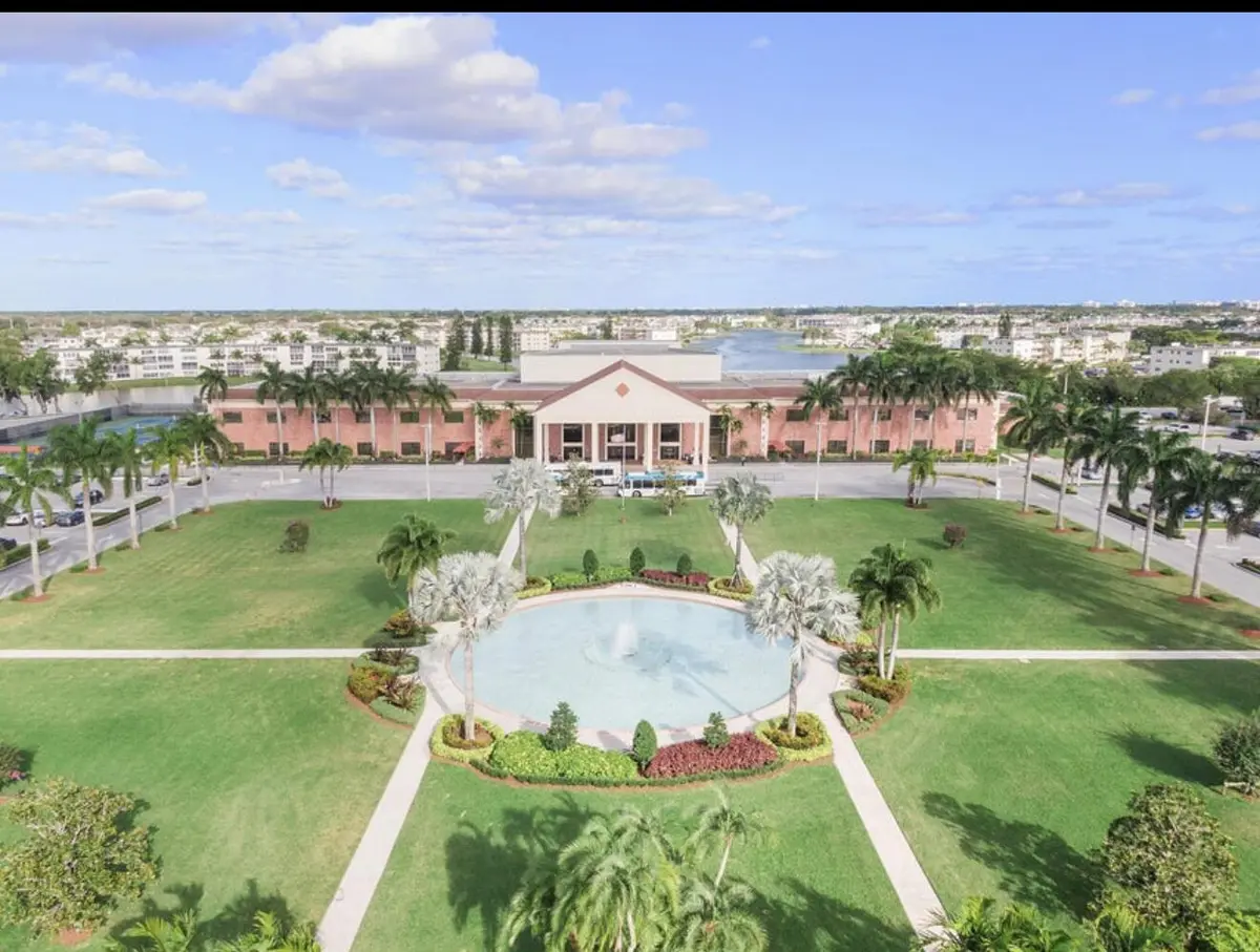 CV Clubhouse at 132 Preston Way 132, Boca Raton