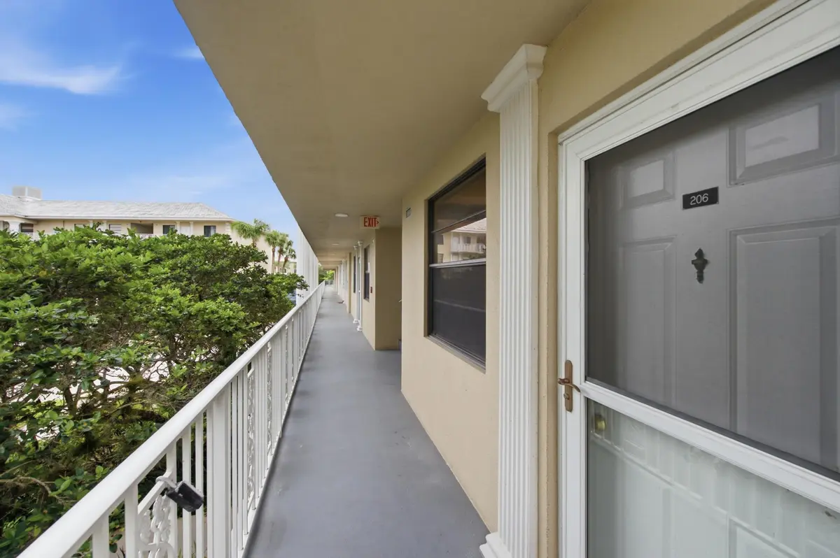 3__dsc1019 at 3515 VILLAGE Boulevard 206, West Palm Beach