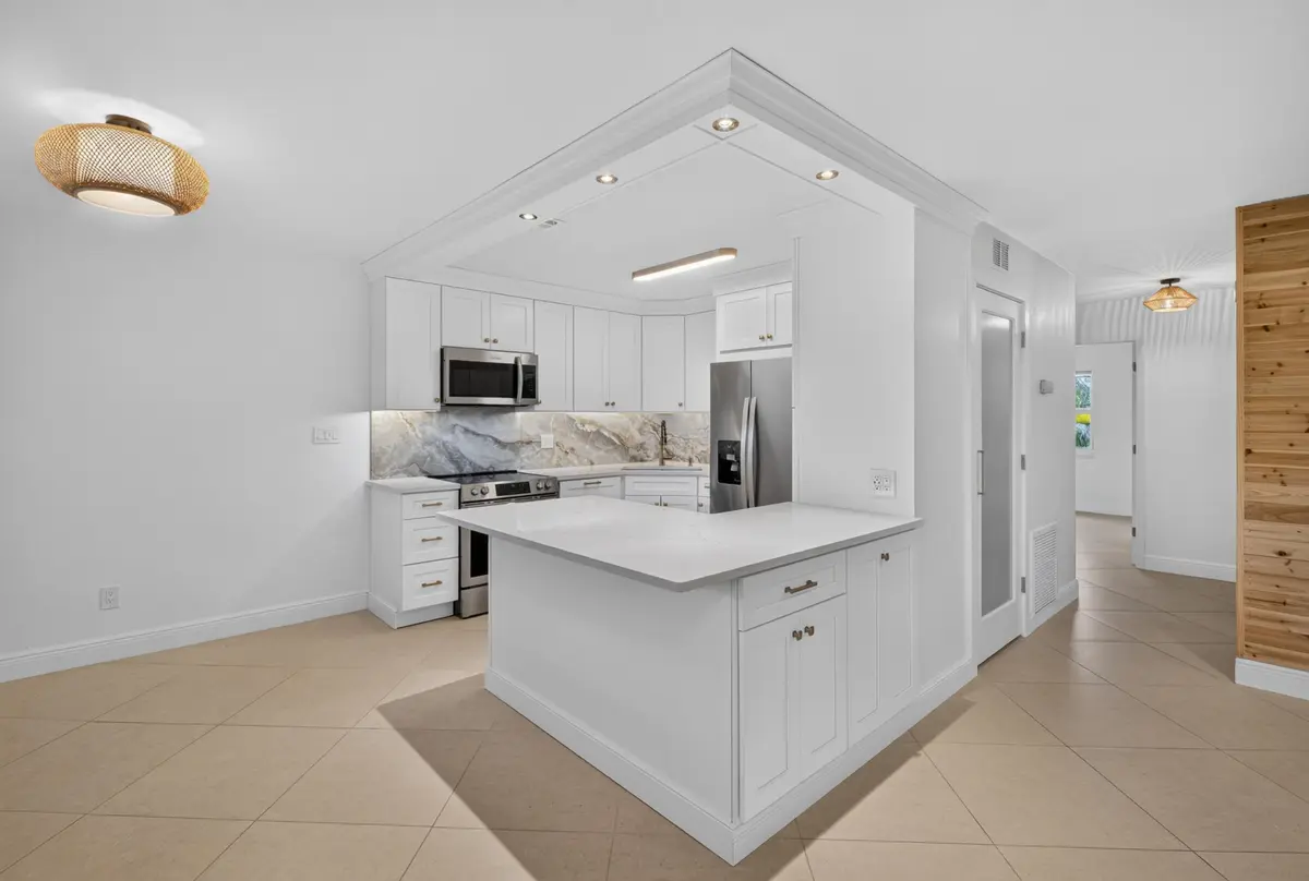Kitche.1 at 2319 Tamarind Drive, Fort Pierce