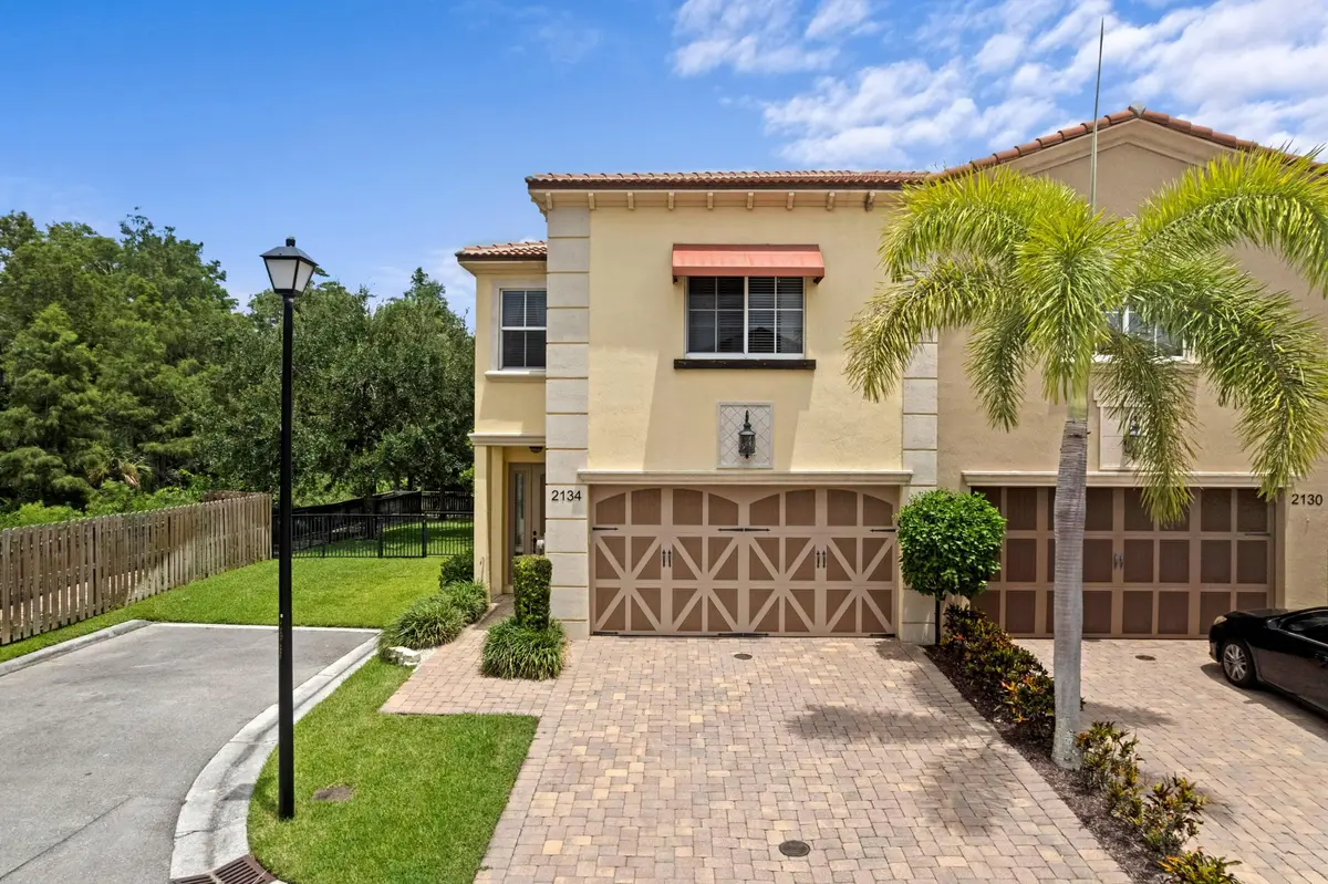 Front Exposure at 2134 Sabal Tree Court, West Palm Beach