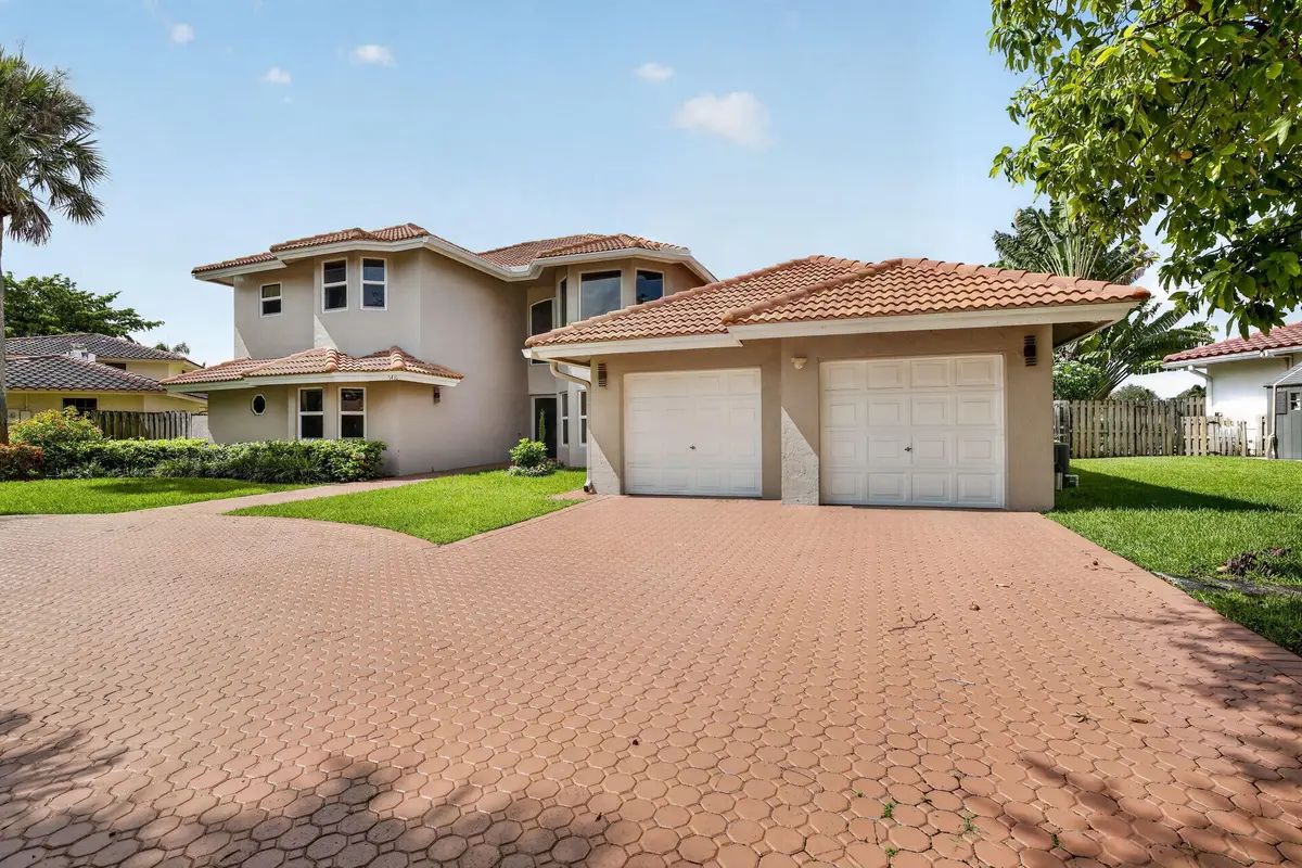 Exterior 3 at 9410 Sea Turtle Manor, Plantation