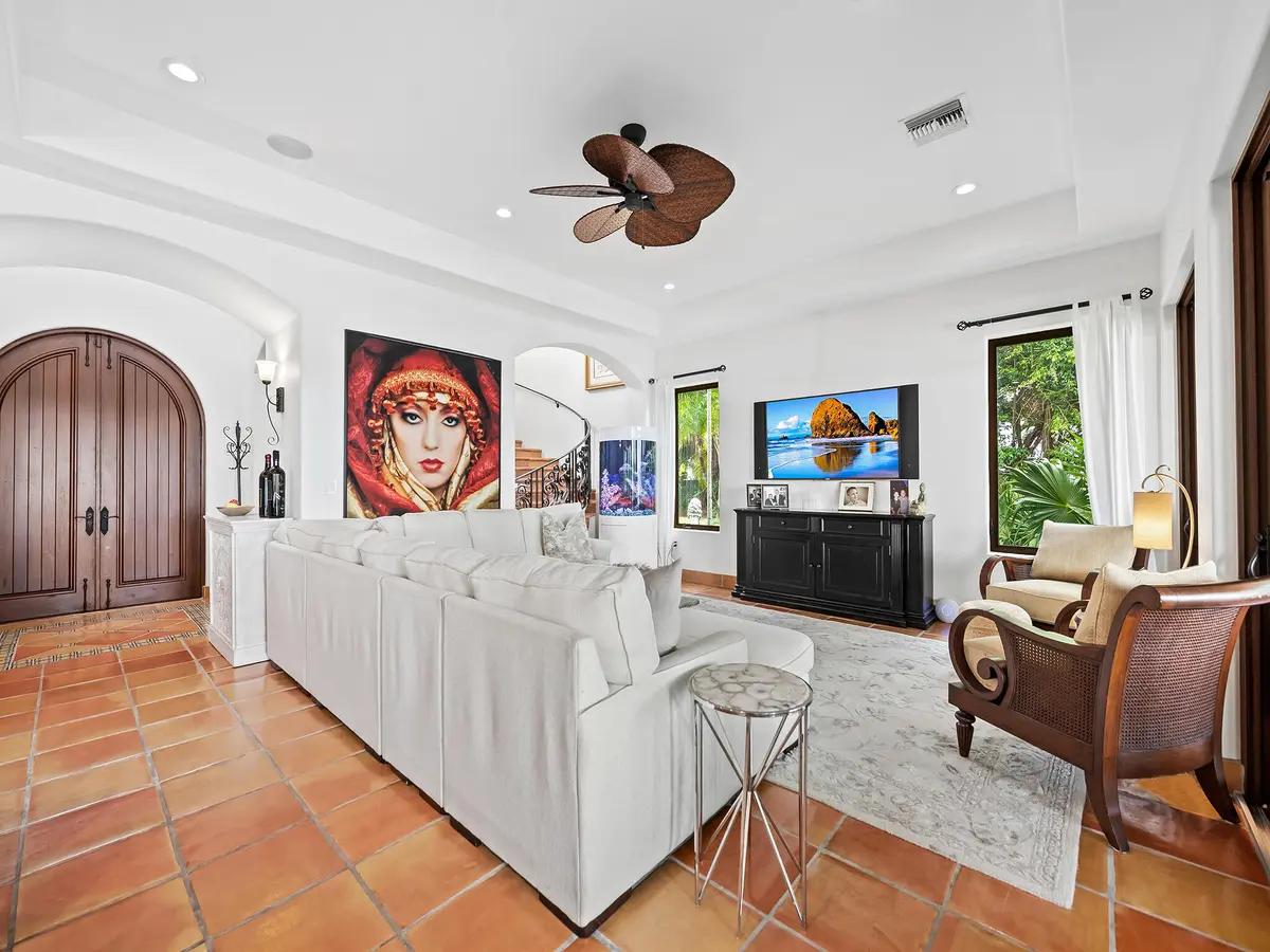 DSC_1993 at 2101 MIDDLE RIVER Drive, Fort Lauderdale