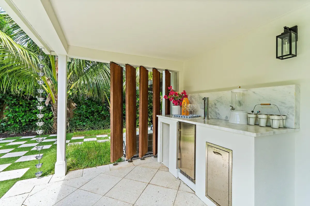 103-420GulfRd-NorthPalmBeach-SMALL at 420 Gulf Road, North Palm Beach