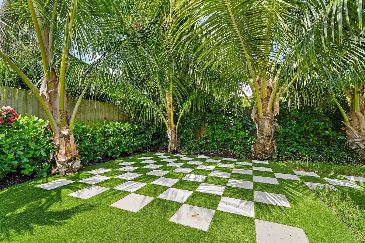 114-420GulfRd-NorthPalmBeach-SMALL at 420 Gulf Road, North Palm Beach