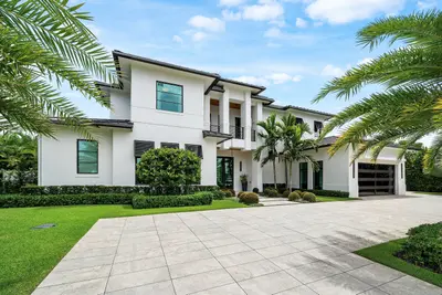 830 Lake Shore Drive, Delray Beach – Single Family Residence for sale
