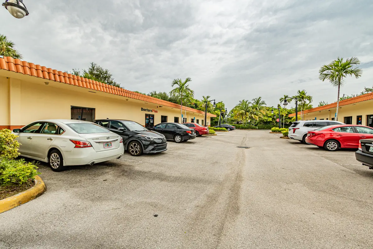 MLS_S.STATE RD 7_pLANTATION-45 at 320 S STATE ROAD 7 300, Plantation