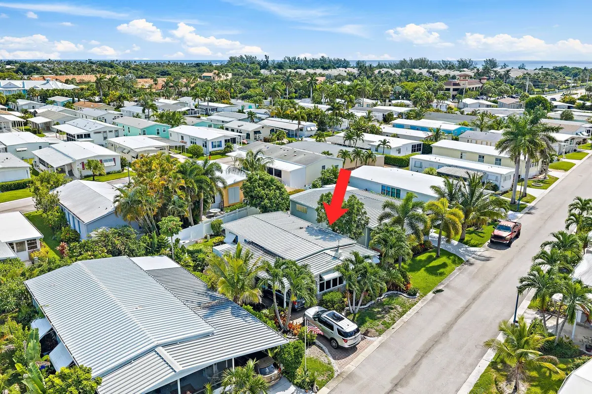 094-400NHighwayA1A-33-Jupiter-SMALL at 400 N HIGHWAY A1A 33, Jupiter