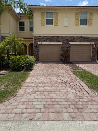 9519 SW Merlin Court, Stuart – Townhouse for rent