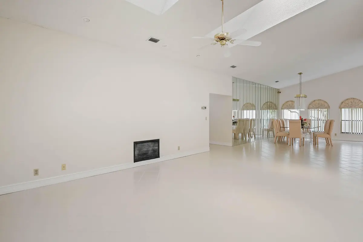 02 (7) at 7003 GOLF POINTE Circle, Tamarac