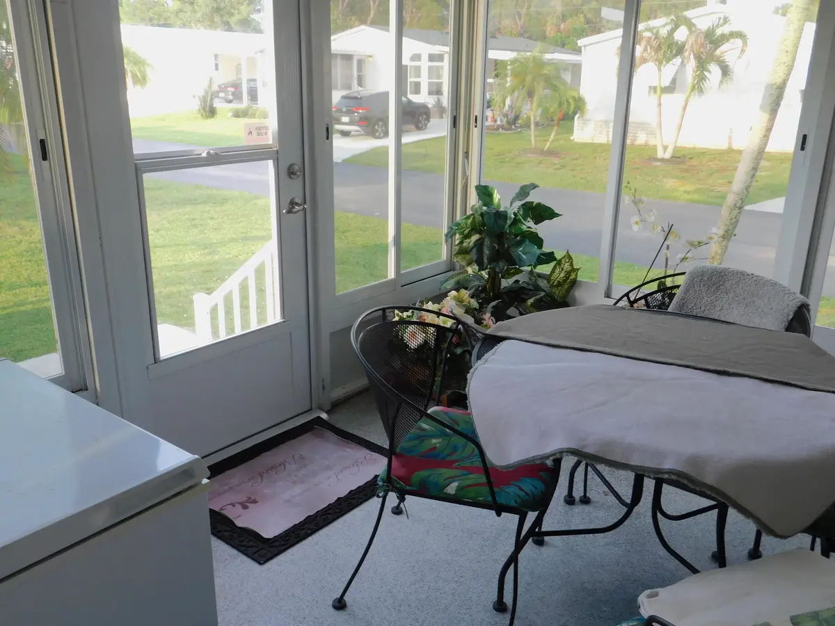 DSCN0953 at 465 Hemingway Terrace G-09, Fort Pierce