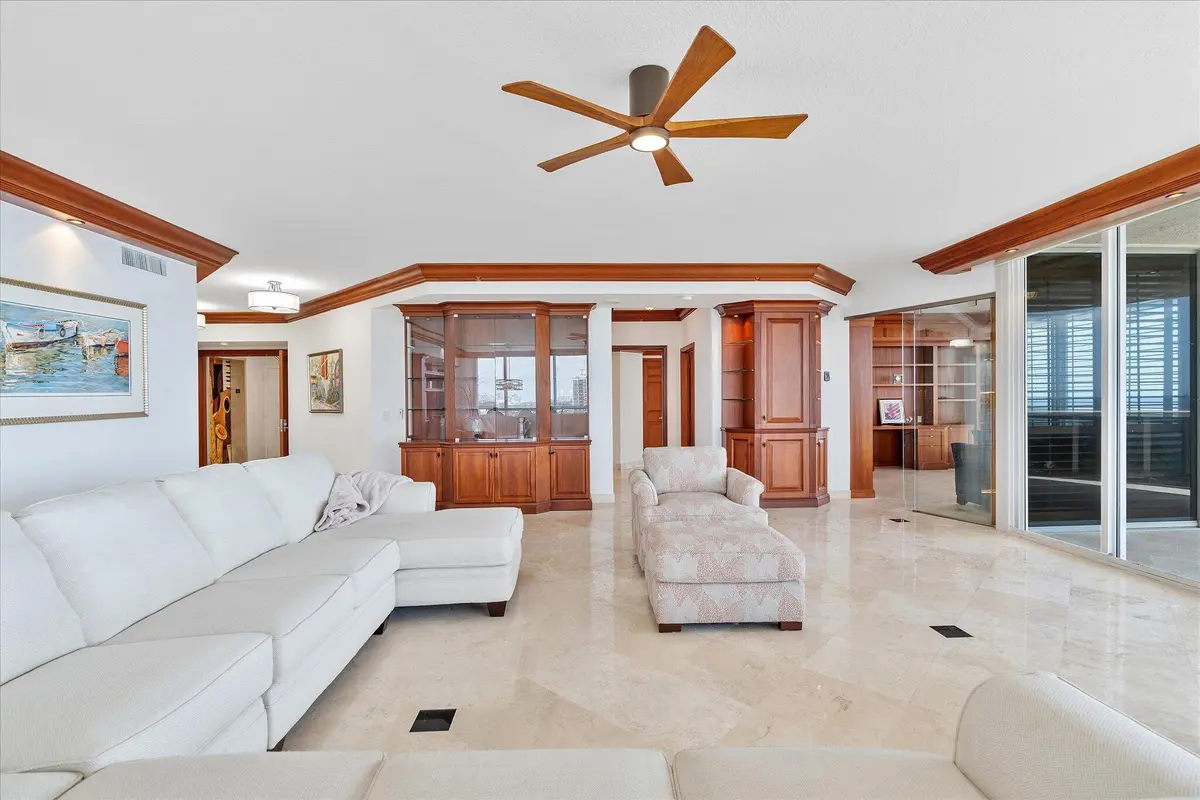 07-3100 N Ocean Blvd apt 1210_015 at 3100 N OCEAN Boulevard 1210, Fort Lauderdale