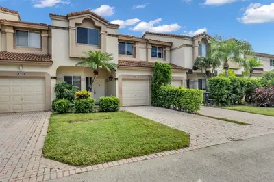 6813 VIA REGINA, Boca Raton – leased