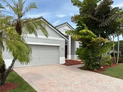 2721 W Abiaca Circle, Davie – leased