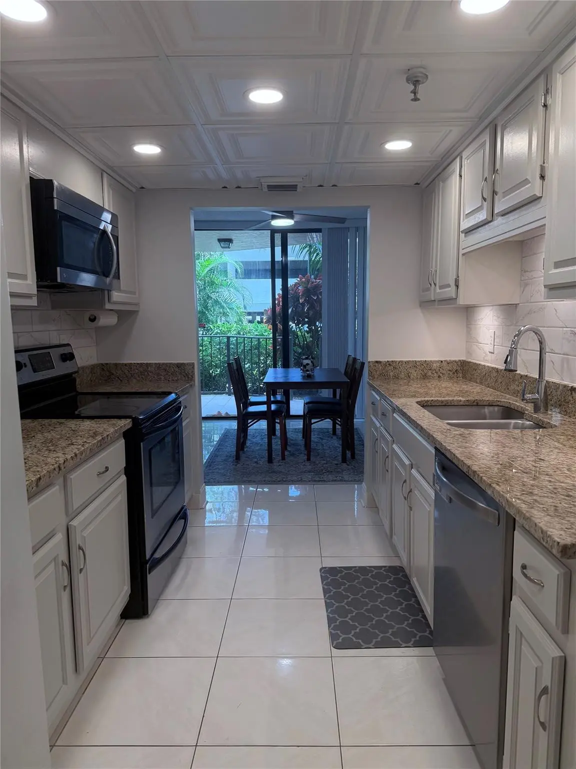 Photo 5 at 859 JEFFERY Street 1040, Boca Raton