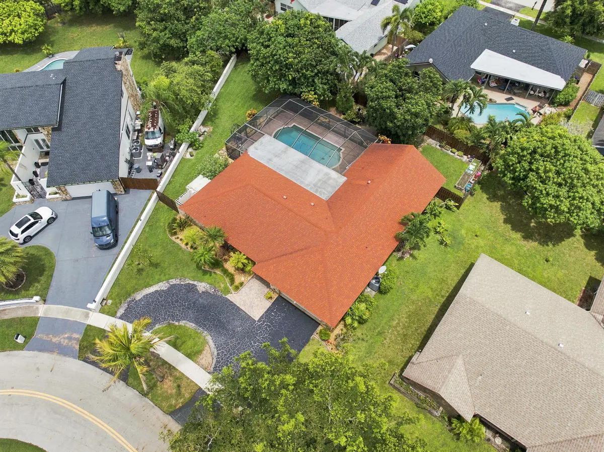 3-web-or-mls-1120-nw-77th-ave at 1120 NW 77TH Avenue, Plantation