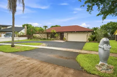 1120 NW 77TH Avenue, Plantation – sold
