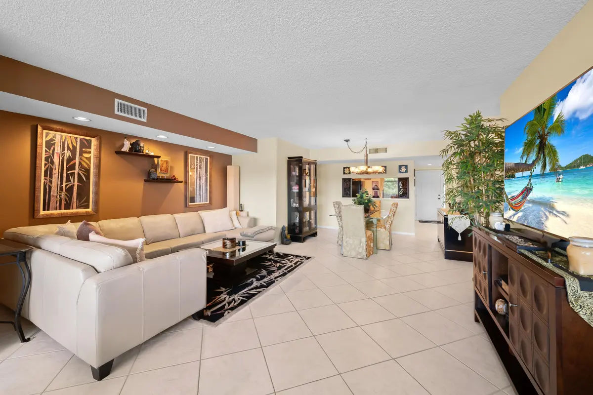 DSC_5727 at 2768 CARAMBOLA Circle 101, Coconut Creek
