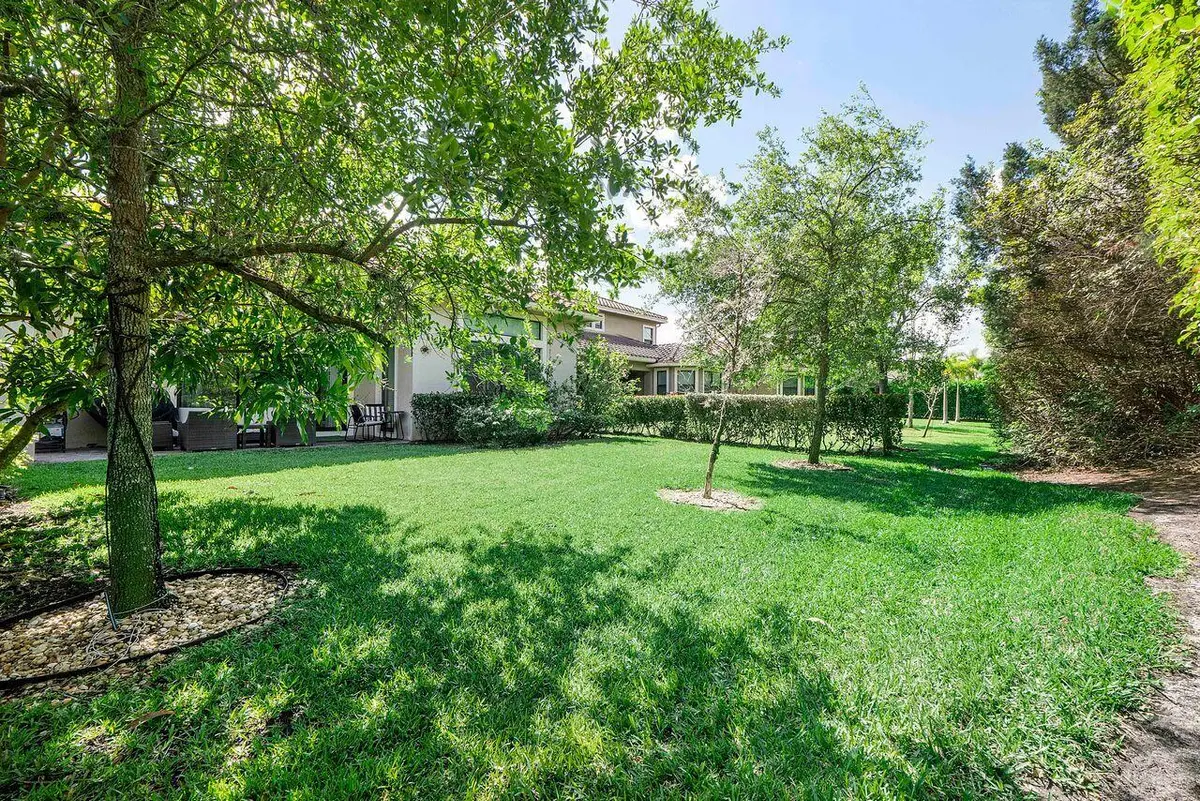 8251canopy5 at 8251 CANOPY Terrace, Parkland