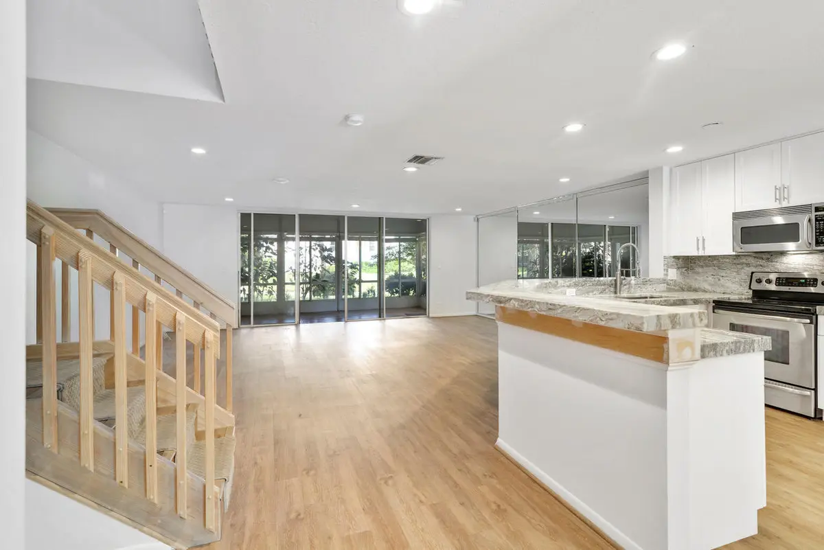 First floor at 6191 Old Court Road 806, Boca Raton