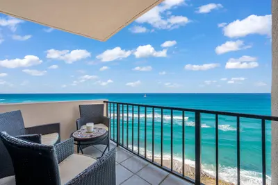 4200 N OCEAN Drive 1-1101, Singer Island – Condominium for sale