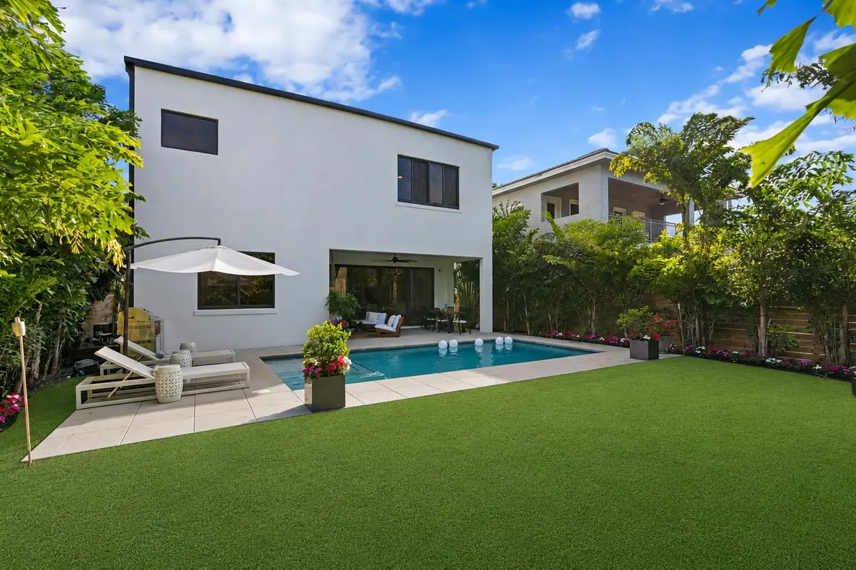 Exteriors 3 at 238 SE 4TH Avenue, Delray Beach