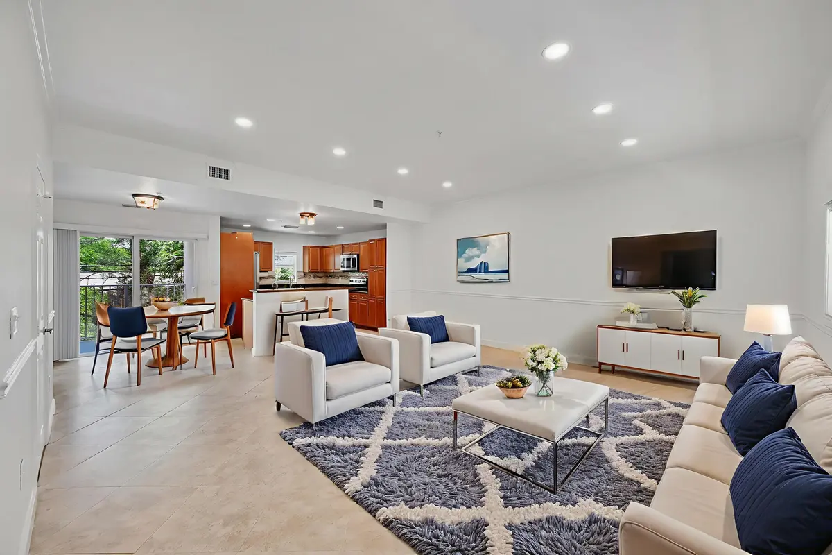 19_01_0-(22) - living room - modern - 10 at 453 NE 1ST Street, Pompano Beach