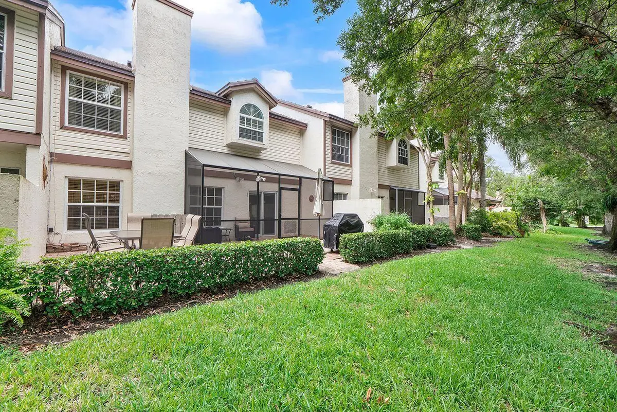 Back of Structure at 11606 NW 19th Drive, Coral Springs