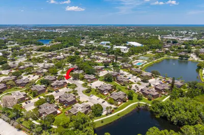 5684 SE Windsong Lane, Stuart – Townhouse for sale
