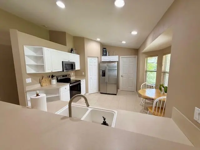 kitchen2 at 228 PARK Road, Royal Palm Beach