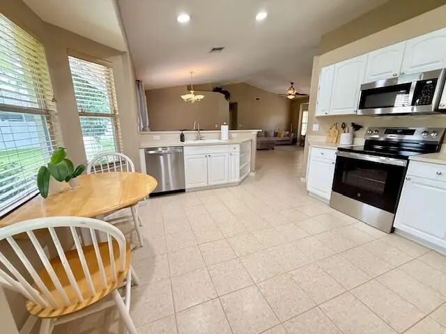 kitchen3 at 228 PARK Road, Royal Palm Beach