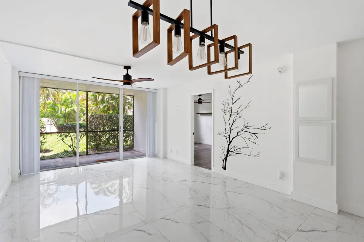 Dinning and Living Room at 118 Royal Park Drive 1B, Oakland Park