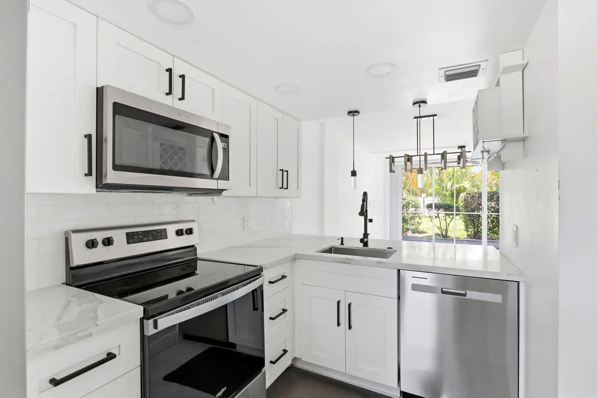 Kitchen at 118 Royal Park Drive 1B, Oakland Park