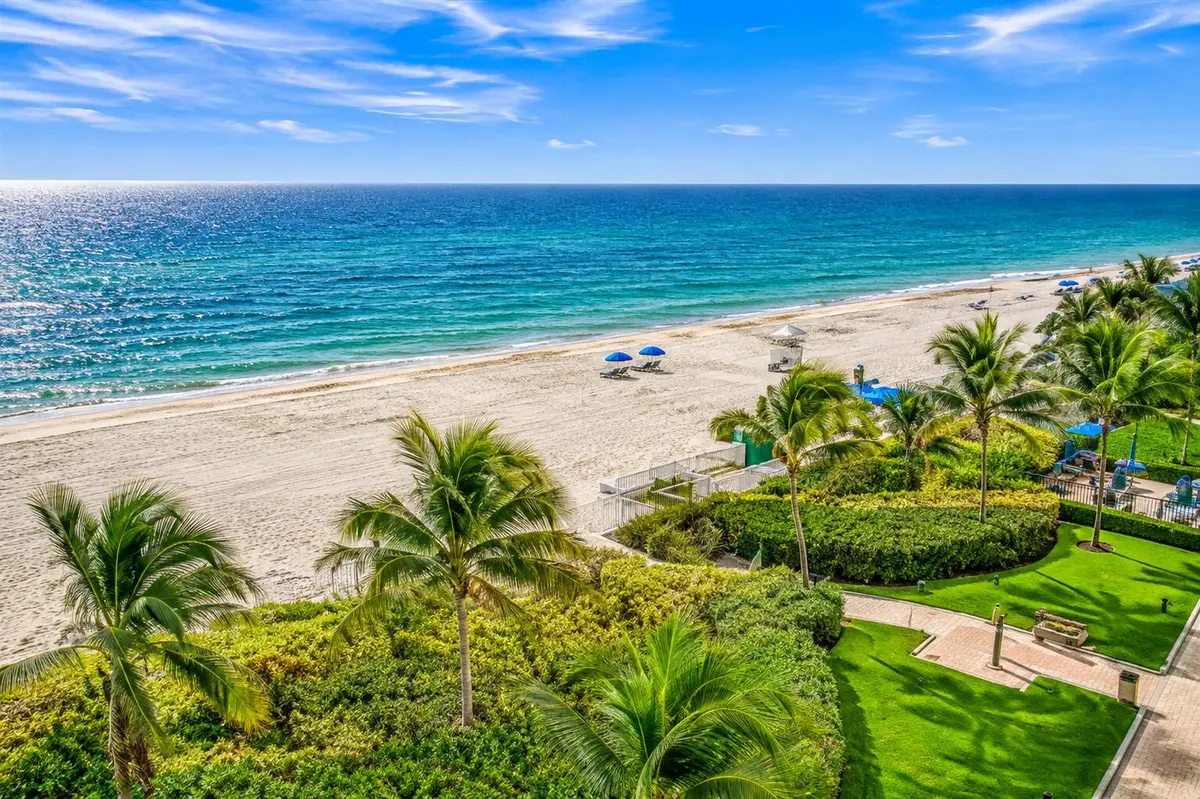 8C4D581F-D91F-4AAA-9424-EEE604BFE53F at 16425 Collins Avenue 818, Sunny Isles Beach