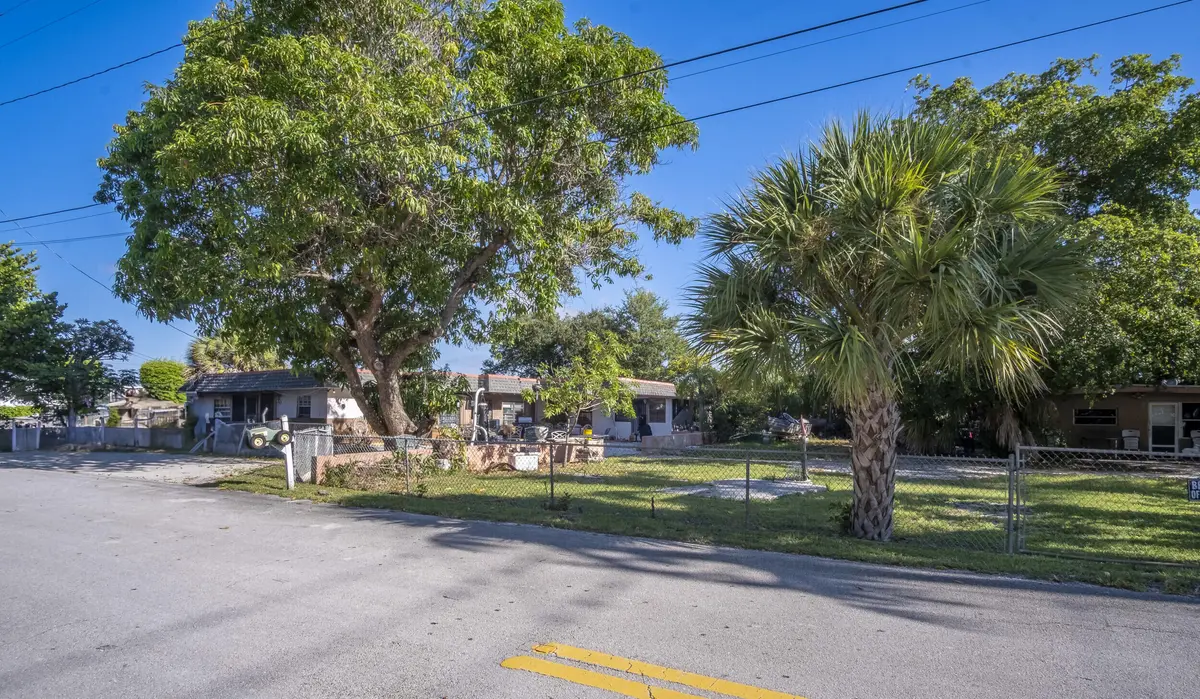 1_1207 milfred-01 at 1207 Milfred Street, Delray Beach