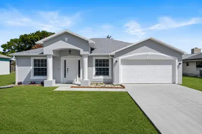 861 SE Cavern Avenue, Port St. Lucie – sold