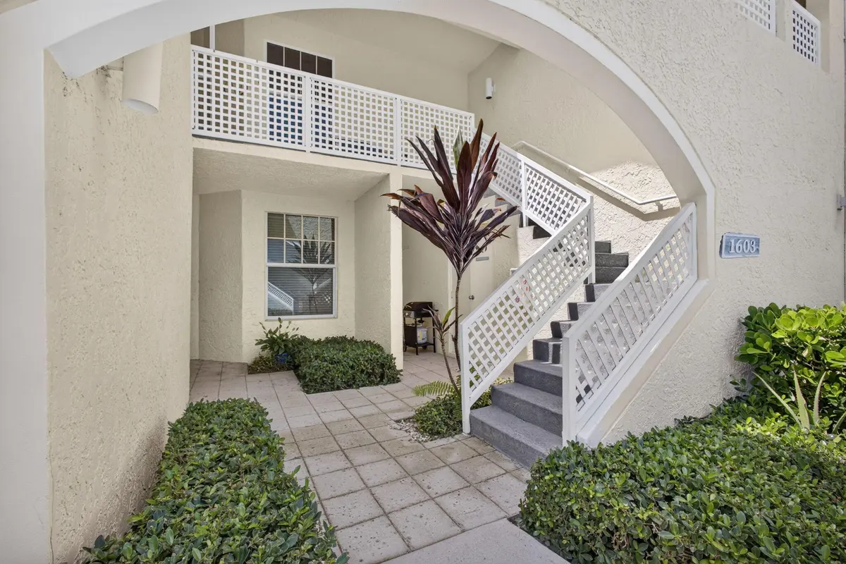 3-web-or-mls-5D1A9160 at 1603 Mizzenmast Way, Jupiter