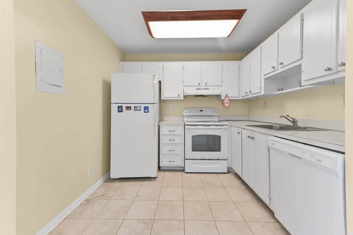 09 Kitchen 91 at 887 Normandy, Delray Beach